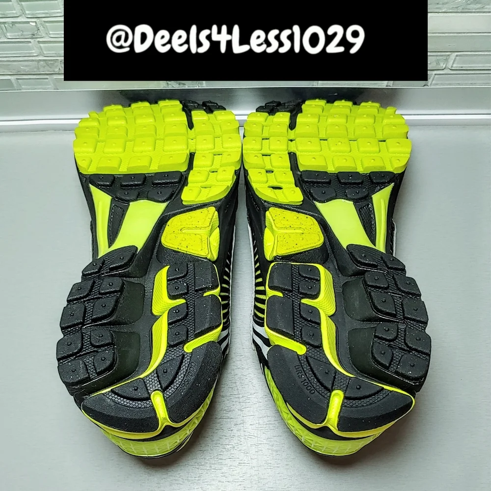 Nike Air Zoom Vomero 5 Running Womens Size 6.5 Black Bright Cactus Cyber Volt